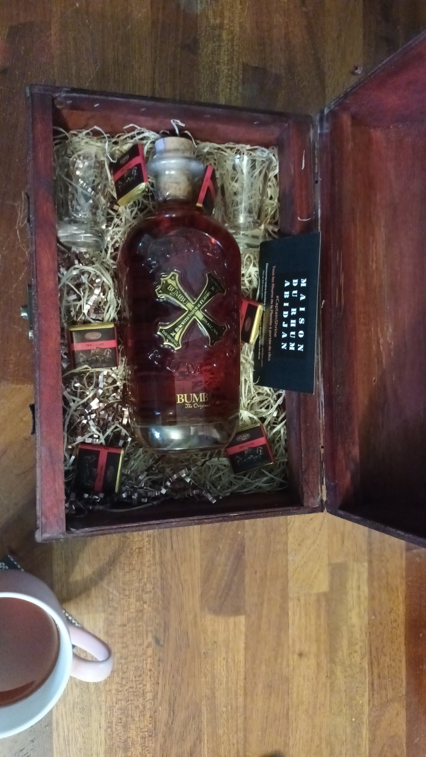 Bumbu The Original 40° en coffre pirate 2 verres Abidjan Rhum Festival , 70cl