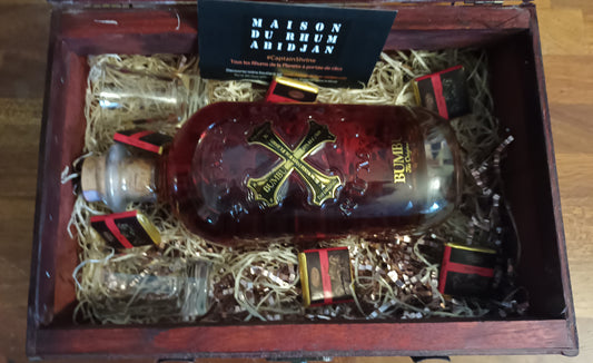 Bumbu The Original 40° en coffre pirate 2 verres Abidjan Rhum Festival , 70cl